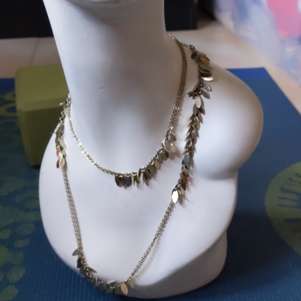Cool boho leaves inspired necklace